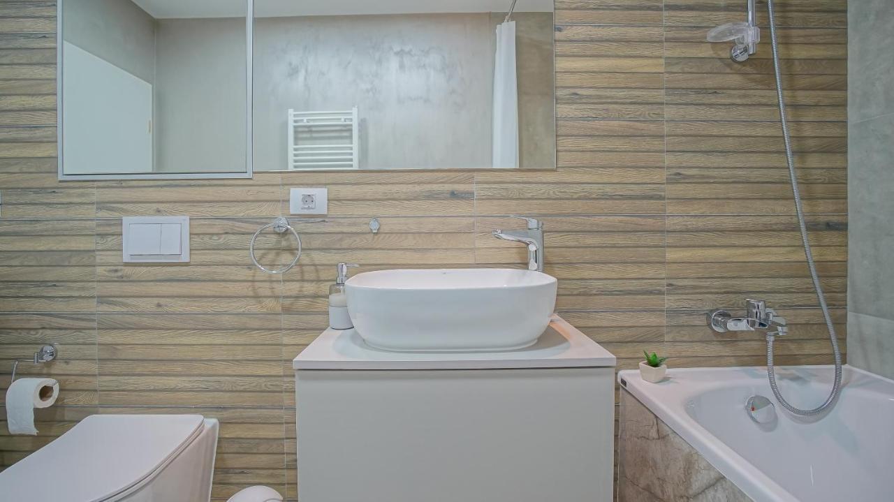 Grandis Studio Coresi บราชอฟ ภายนอก รูปภาพ
