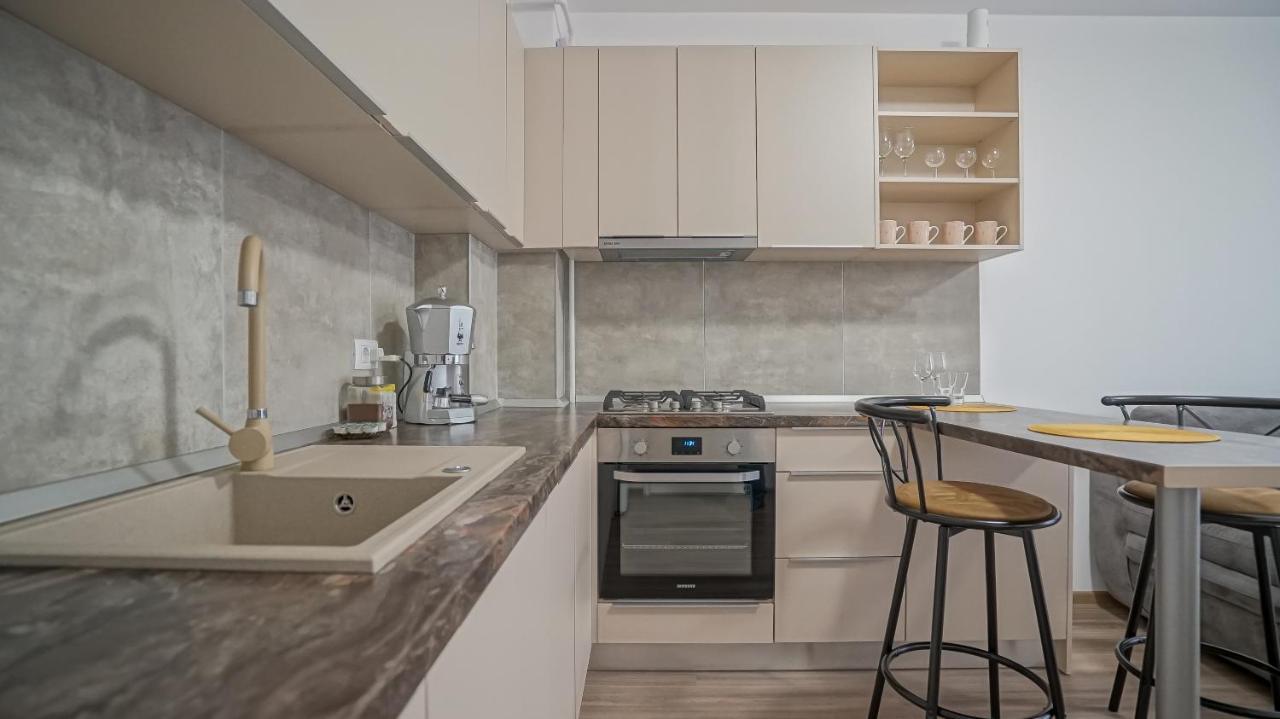Grandis Studio Coresi บราชอฟ ภายนอก รูปภาพ